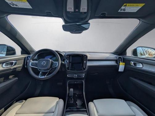 Crystal White Pearl 2026 Volvo EX40 Single Motor Extended Range Plus