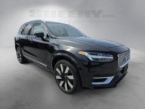 2023 Volvo XC90 Recharge Plug-In Hybrid T8 Ultimate Bright Theme 7-Seater