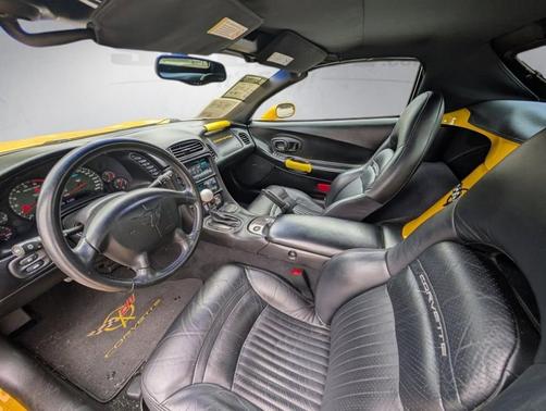 Millennium Yellow 2002 Chevrolet Corvette Base