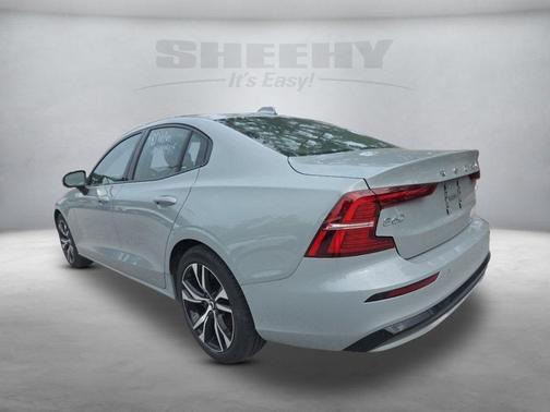 2025 Volvo S60 B5 Core