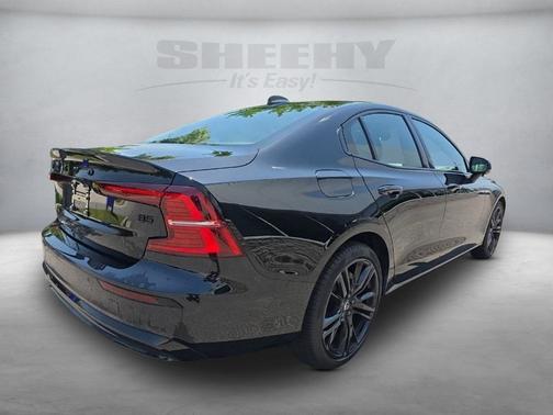 2024 Volvo S60 B5 Plus Black Edition