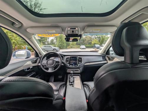 2022 Volvo XC90 T6 Inscription 6 Passenger