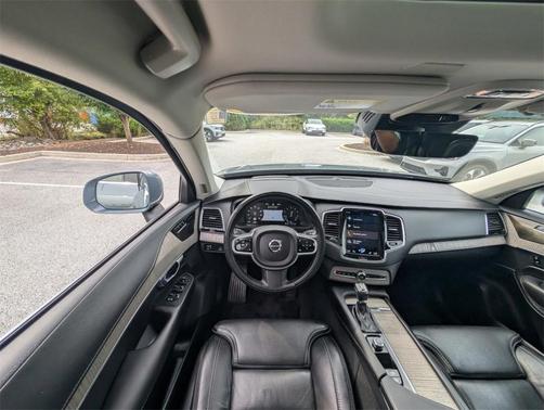 2022 Volvo XC90 T6 Inscription 6 Passenger