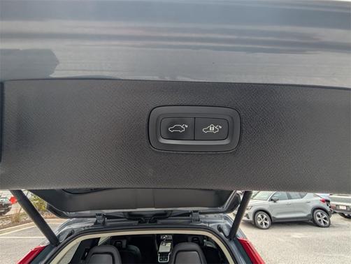 2022 Volvo XC90 T6 Inscription 6 Passenger
