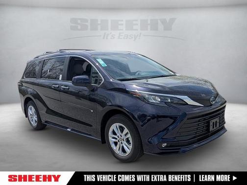 2025 Toyota Sienna XLE