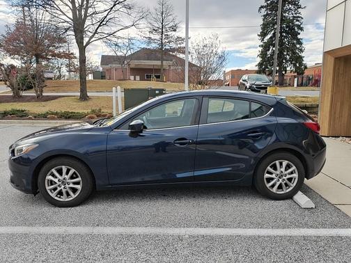 2016 Mazda Mazda3 i Touring