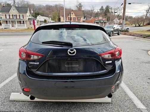 2016 Mazda Mazda3 i Touring
