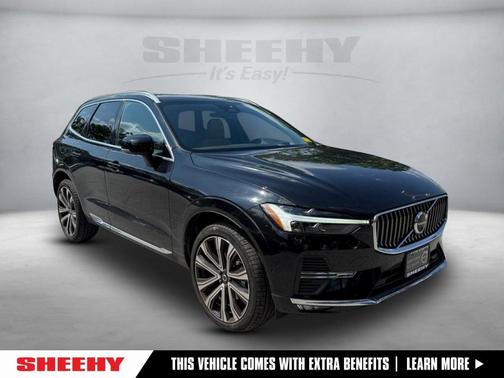 2023 Volvo XC60 B5 Ultimate Bright Theme