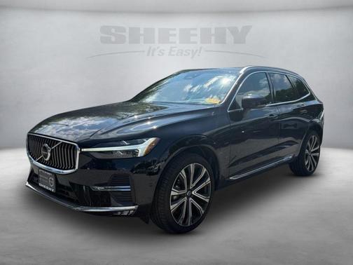 2023 Volvo XC60 B5 Ultimate Bright Theme
