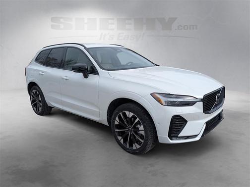 2026 Volvo XC60 B5 Plus