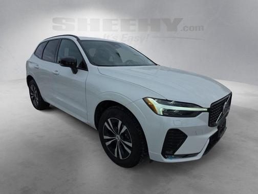 2025 Volvo XC60 B5 Core