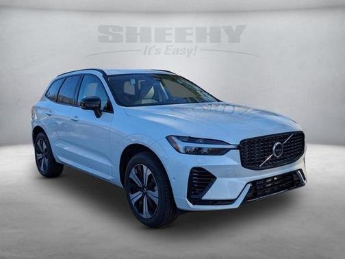 2025 Volvo XC60 Plug-In Hybrid T8 Plus