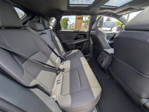 2025 Toyota bZ4X XLE
