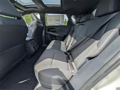 2025 Toyota bZ4X XLE