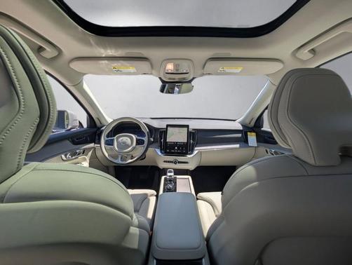Gray Metallic 2026 Volvo XC90 Plug-In Hybrid T8 Ultra 7-Seater