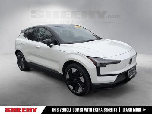 2025 Volvo EX30 Twin Motor Plus