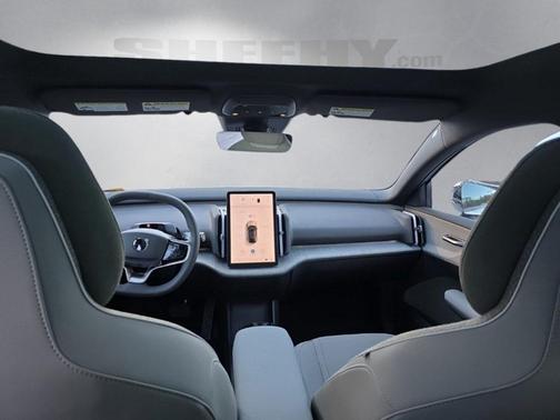 2025 Volvo EX30 Twin Motor Plus