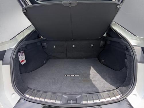 2024 Lexus RZ 450e Premium