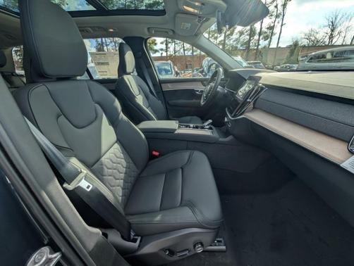 Denim Blue Metallic 2026 Volvo XC90 Plug-In Hybrid T8 Plus 7-Seater