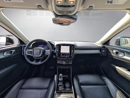 Thunder Gray Metallic 2023 Volvo XC40 B5 Plus Dark Theme