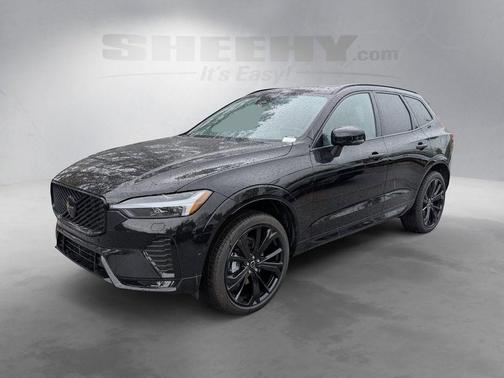 Onyx Black Metallic 2026 Volvo XC60 B5 Ultra Black Edition