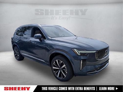 2025 Volvo XC90 B6 Core
