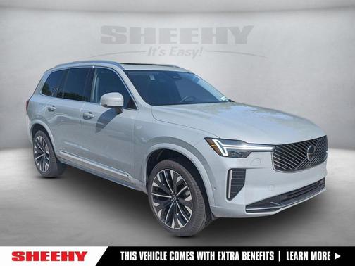 2025 Volvo XC90 B6 Plus 7-Seater