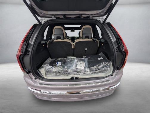 2026 Volvo XC90 B5 Ultra 6-Seater