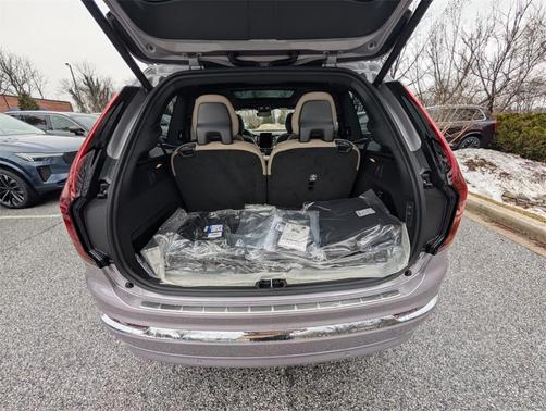 2026 Volvo XC90 B5 Ultra 6-Seater