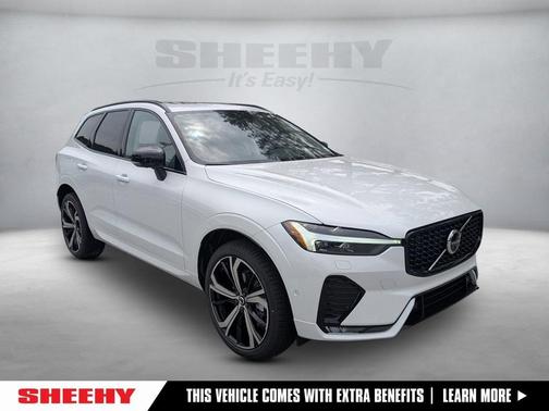 2025 Volvo XC60 B5 Ultra