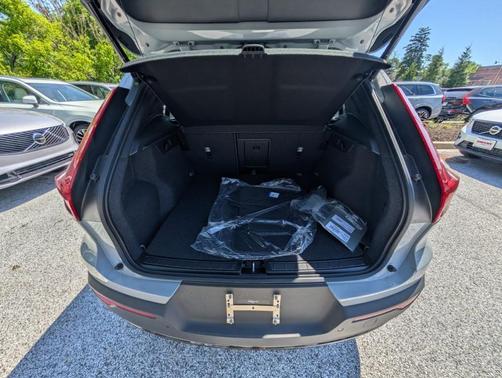 Gray Metallic 2026 Volvo XC40 B5 Core