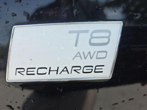 Onyx Black Metallic 2023 Volvo XC90 Recharge Plug-In Hybrid T8 Ultimate 6-Seater