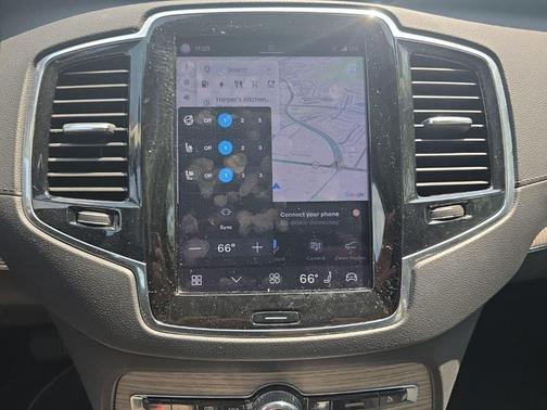 Onyx Black Metallic 2023 Volvo XC90 Recharge Plug-In Hybrid T8 Ultimate 6-Seater