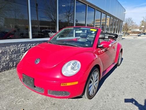 2009 Volkswagen New Beetle 