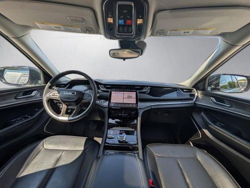Silver Zynith 2022 Jeep Grand Cherokee 4xe Base