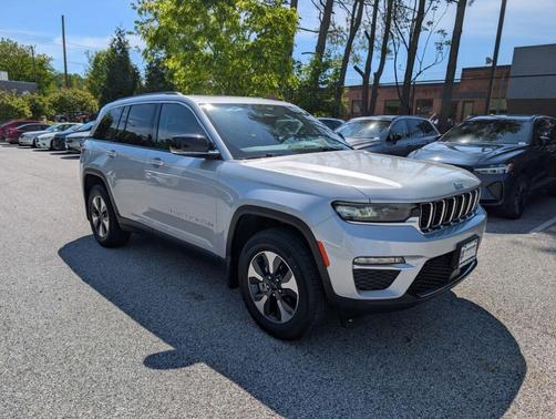 Silver Zynith 2022 Jeep Grand Cherokee 4xe Base