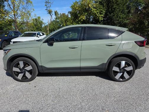 2023 Volvo C40 Recharge Pure Electric Twin Plus