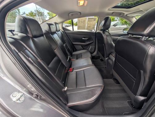 Gun Metallic 2023 Nissan Sentra SR