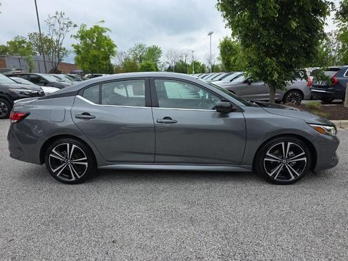 Gun Metallic 2023 Nissan Sentra SR