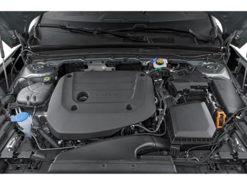 2026 Volvo XC40 B5 Ultra Black Edition