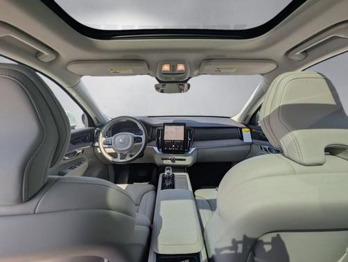 Crystal White Pearl 2026 Volvo XC90 Plug-In Hybrid T8 Ultra 7-Seater