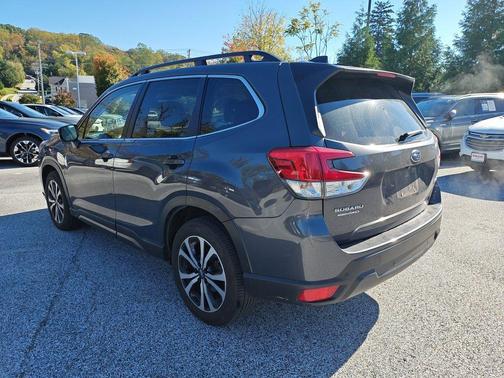 Magnetite Gray Metallic 2024 Subaru Forester Limited