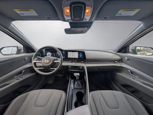 Metal 2024 Hyundai ELANTRA SEL