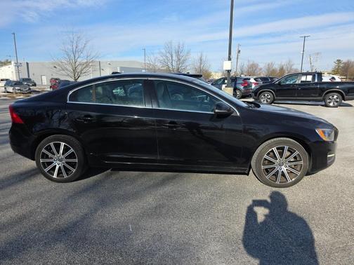 2017 Volvo S60 Inscription T5