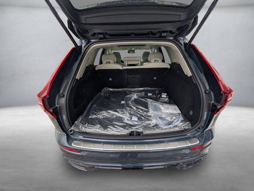 Denim Blue Metallic 2026 Volvo XC60 B5 Ultra