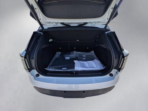 Crystal White 2026 Volvo EX30 SINGLE MOTOR PLUS