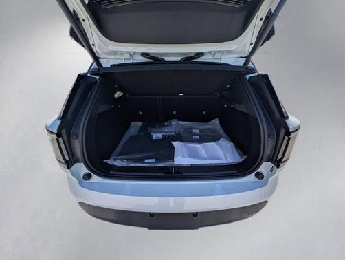 Crystal White 2026 Volvo EX30 SINGLE MOTOR PLUS