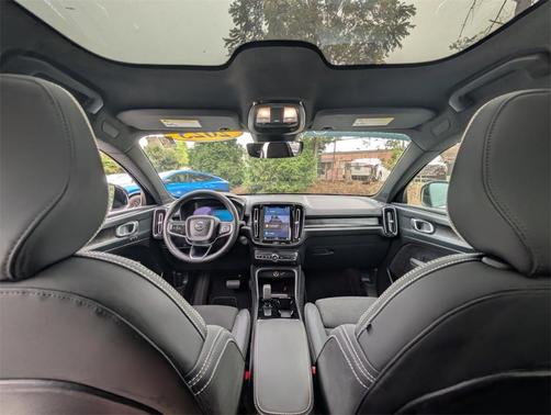 2023 Volvo C40 Recharge Pure Electric Twin Plus