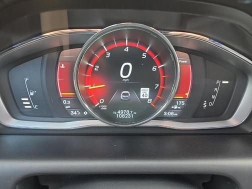 2016 Volvo XC60 T6 Drive-E Platinum