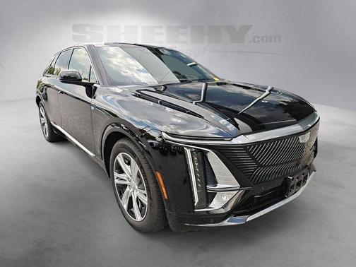 Stellar Black Metallic 2024 Cadillac LYRIQ Tech
